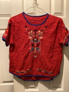 Embroidered Red Women's Short-Sleeve Top